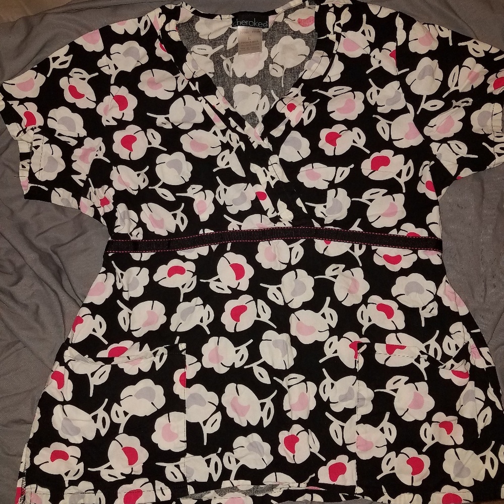 Scrub top